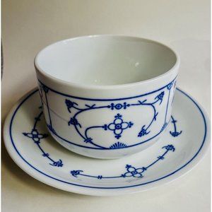 Vtg Jager Eisenberg Strawflower Pattern Blau Saks Porcelain Soup Cup with Saucer